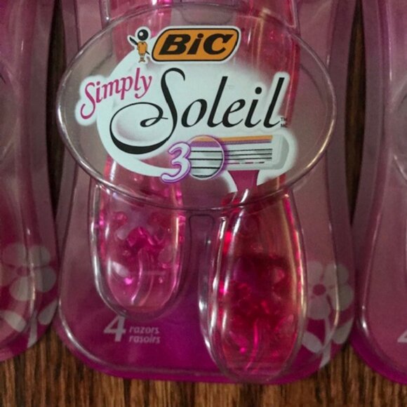 Lot of 3 Bic Simply Soleil 3 BLADE Disposable Razor 4ct PACK New Total 12 Razors - Picture 2 of 3